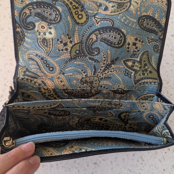 Black Leather HOBO Wallet Wristlette - Picture 5 of 11